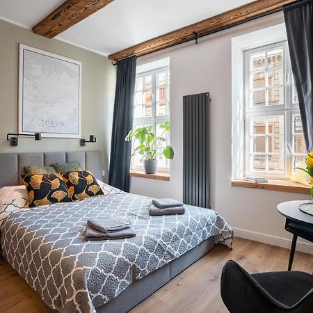 Apartamenty Stare Cegly ทอรูน ภายนอก รูปภาพ