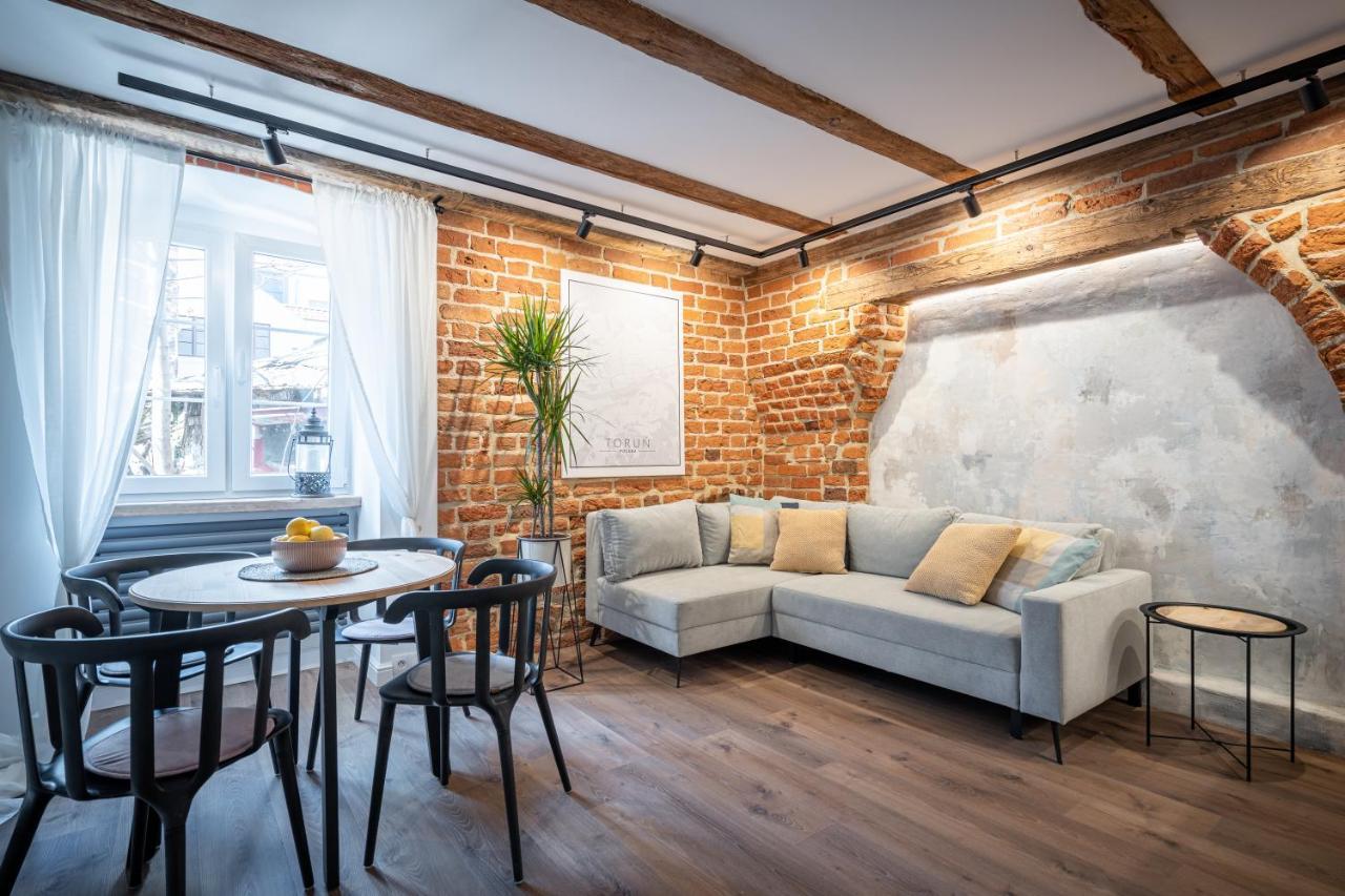 Apartamenty Stare Cegly ทอรูน ภายนอก รูปภาพ
